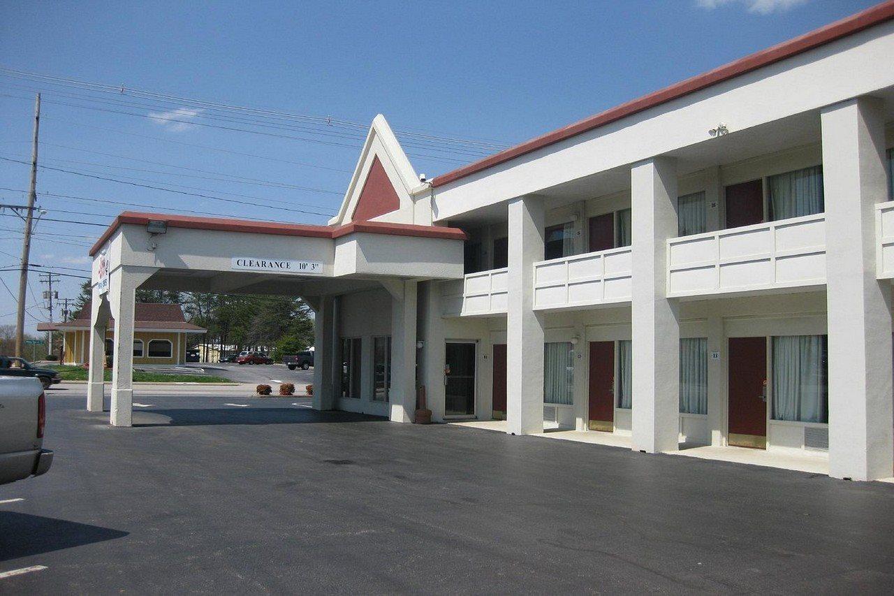 Astoria Hotel Danville North Extérieur photo