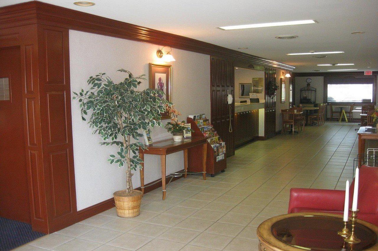 Astoria Hotel Danville North Extérieur photo